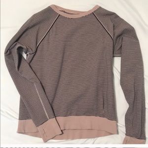 Lululemon sweatshirt